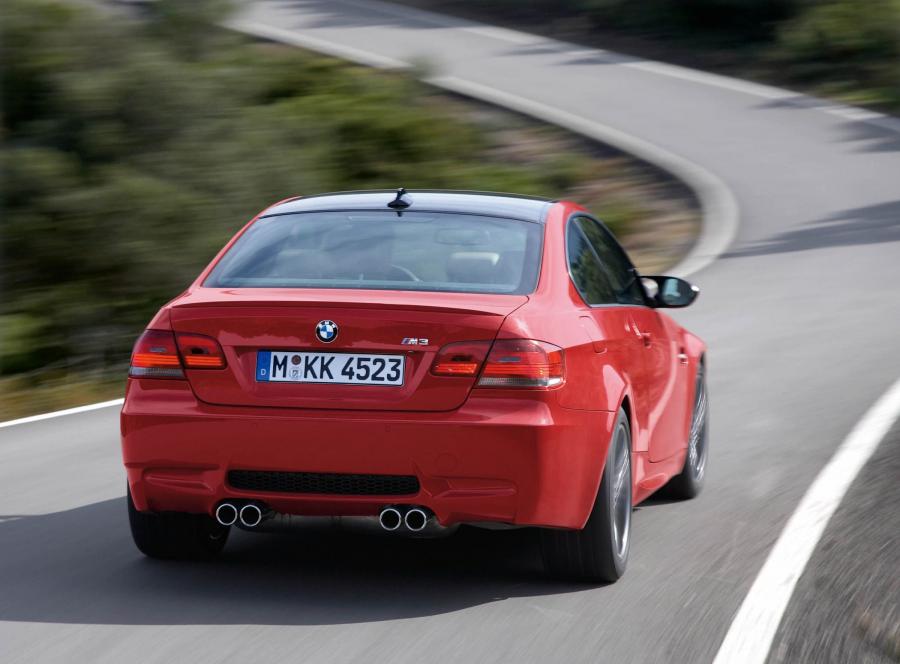  BMW M3 2008 года  (фото 48 из 219)
